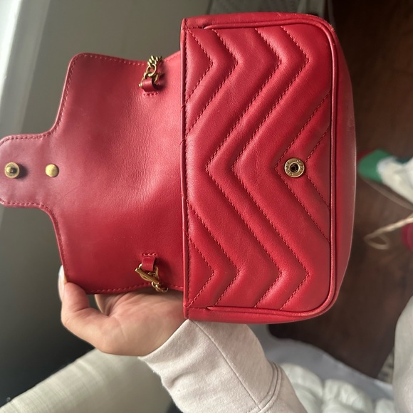 Authentic red Gucci bag - Picture 3 of 5